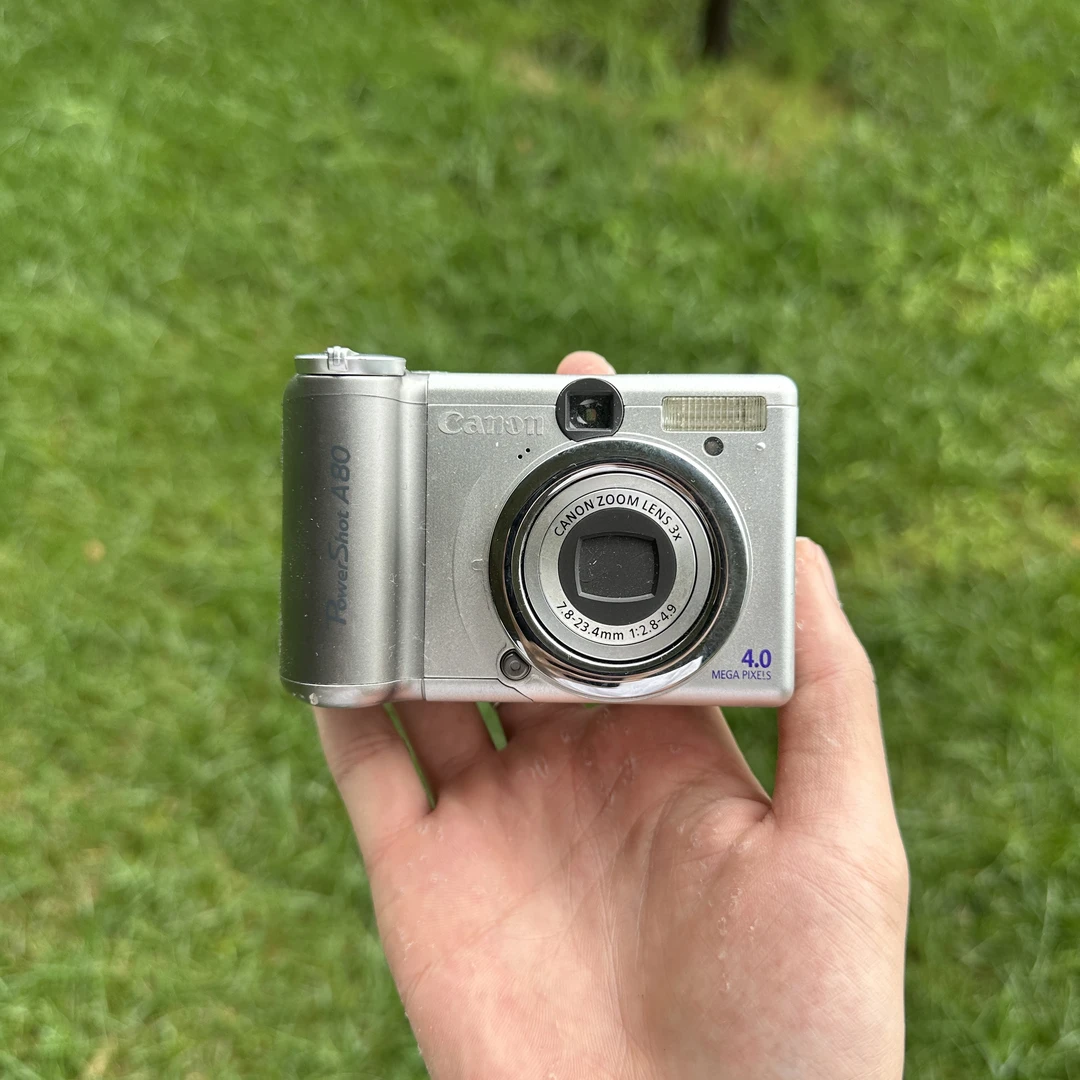 9新 Canon/佳能 A80 热门面包机 可自拍冷白皮柔焦清冷出片
