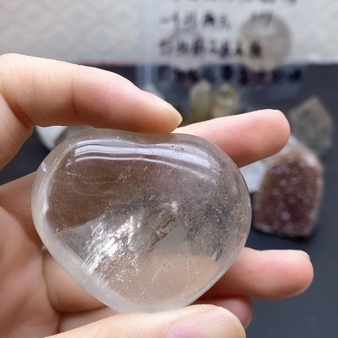 未镶嵌颈饰水晶133