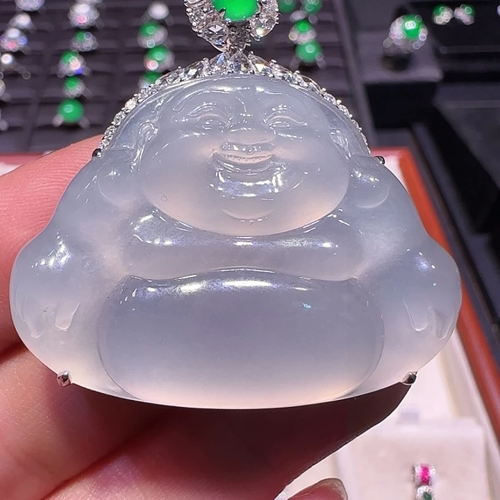 翡翠颈饰18K金镶嵌吊坠