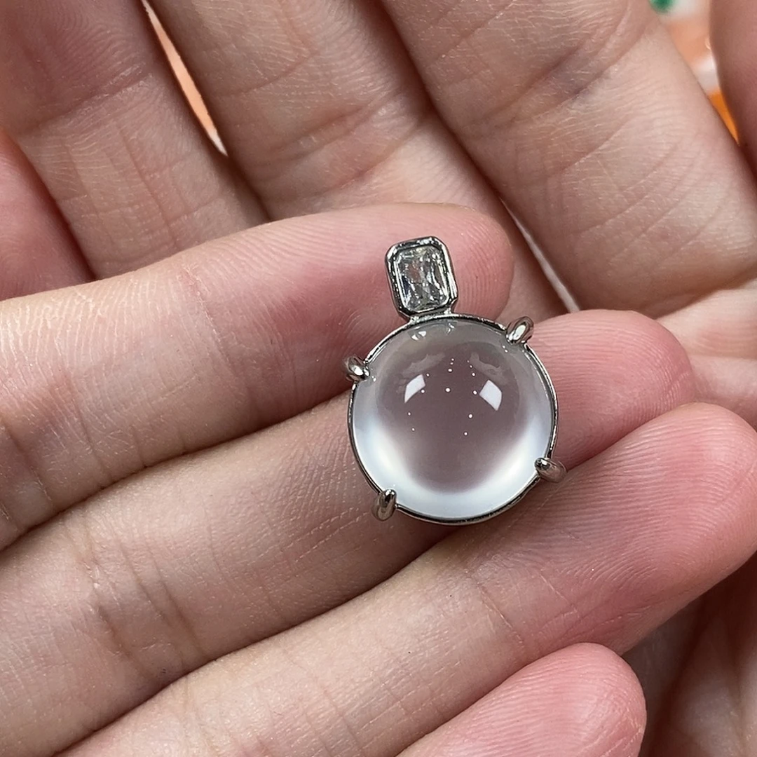 合金吊坠石英质玉