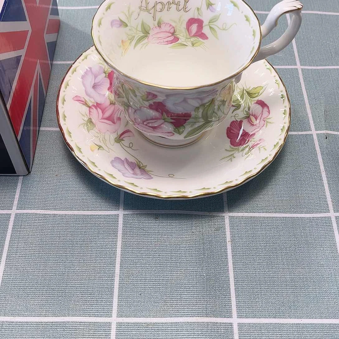 瓷片hhhhhhhhhhggghhhhhhhh