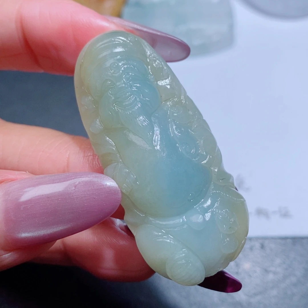 定制翡翠未镶嵌吊坠
