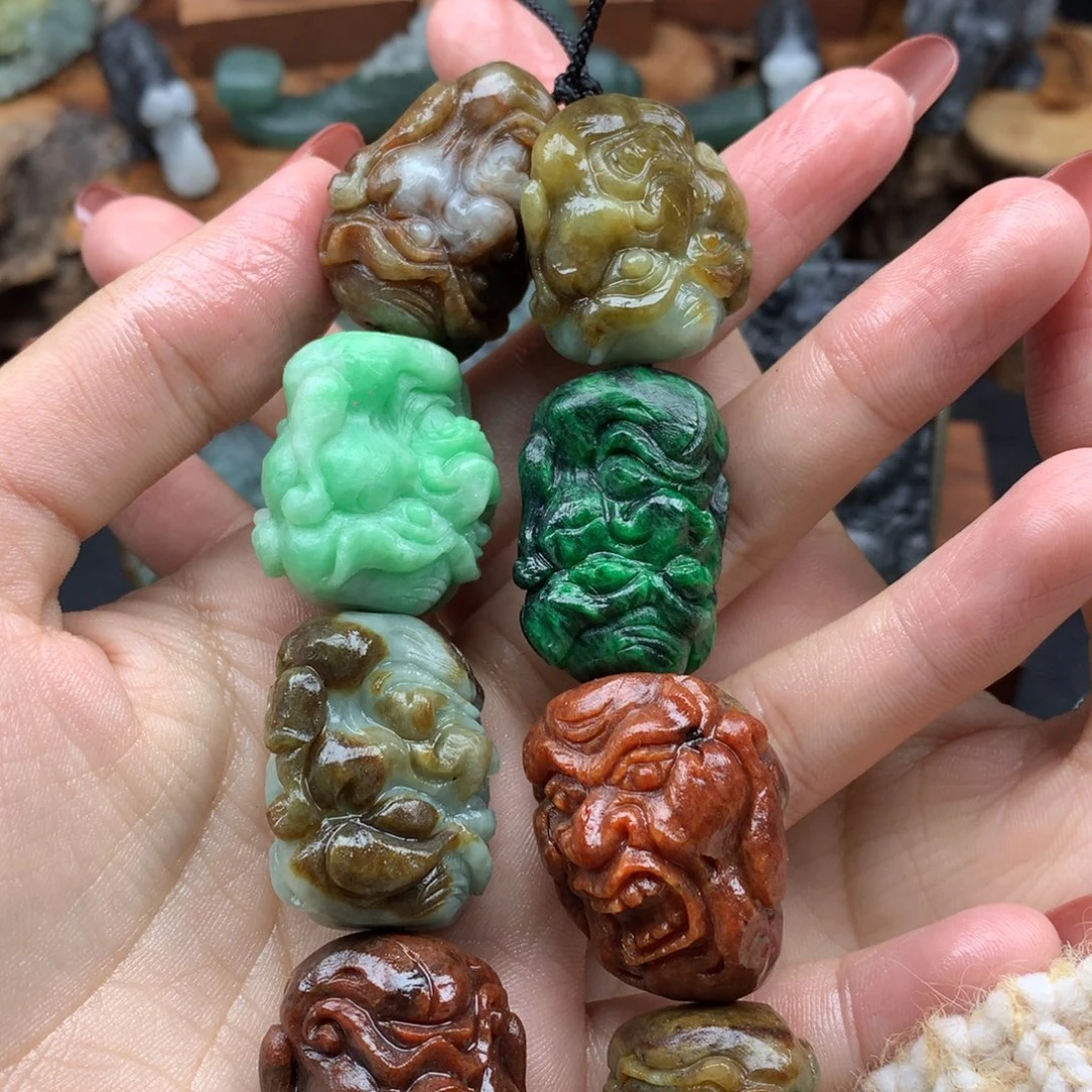 用***8定制翡翠未镶嵌翡翠