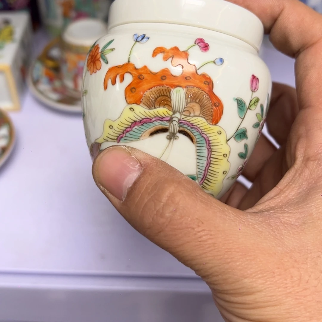 瓷片瓷器摆件、茶室雅器。