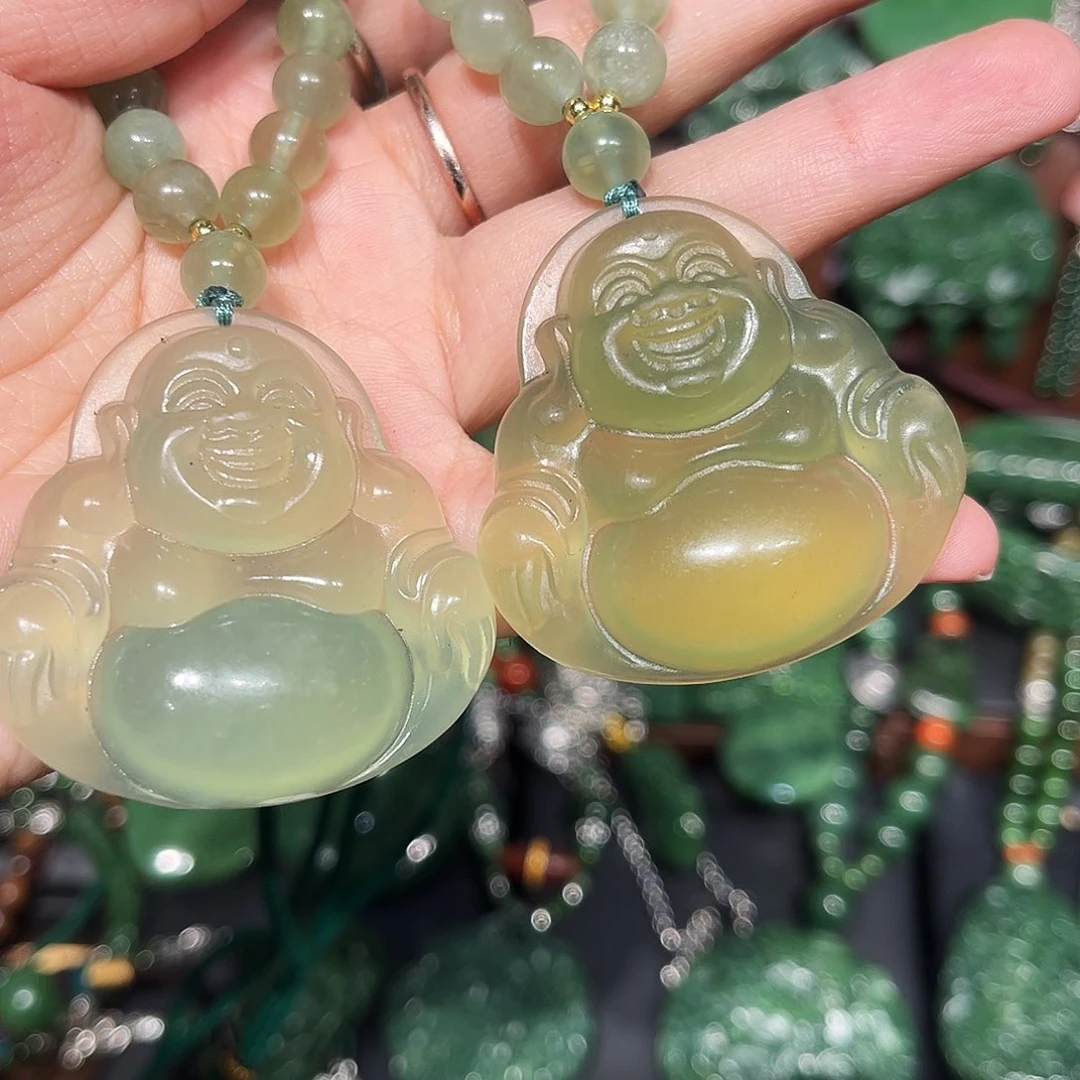 颈饰未镶嵌和田玉（糖玉）