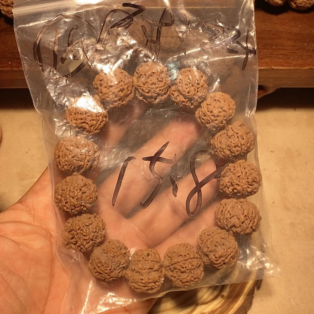金刚菩提手串16。