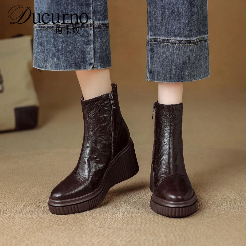 8cm坡跟厚底松糕底高跟短靴2025新款时尚百搭增高切尔西靴女靴子