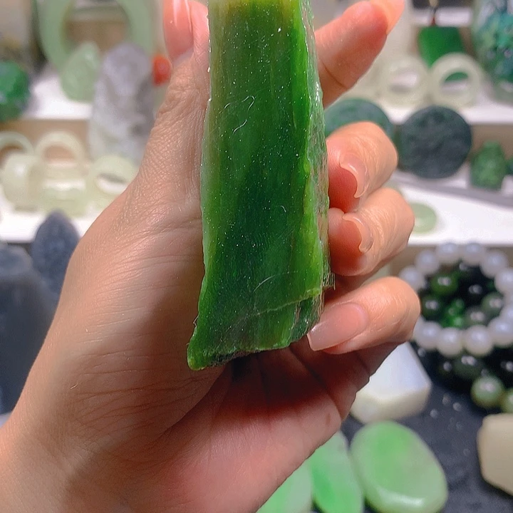 和田玉未镶嵌珠宝半成品