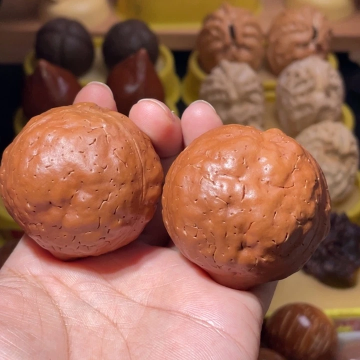 文玩核桃吊坠正圆46尺