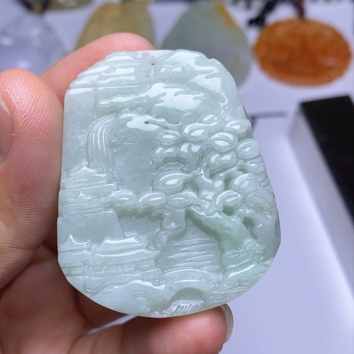 颈饰未镶嵌翡翠翡翠