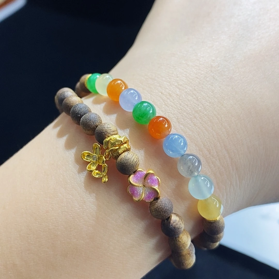 颈饰未镶嵌翡翠浓彩双圈