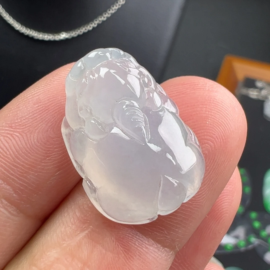 翡翠未镶嵌颈饰貔貅21