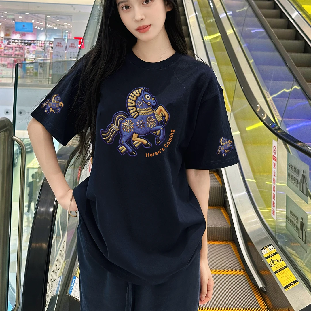 印花卡通动漫短袖常规款圆领T恤绣花百搭半袖运动纯棉时尚休闲