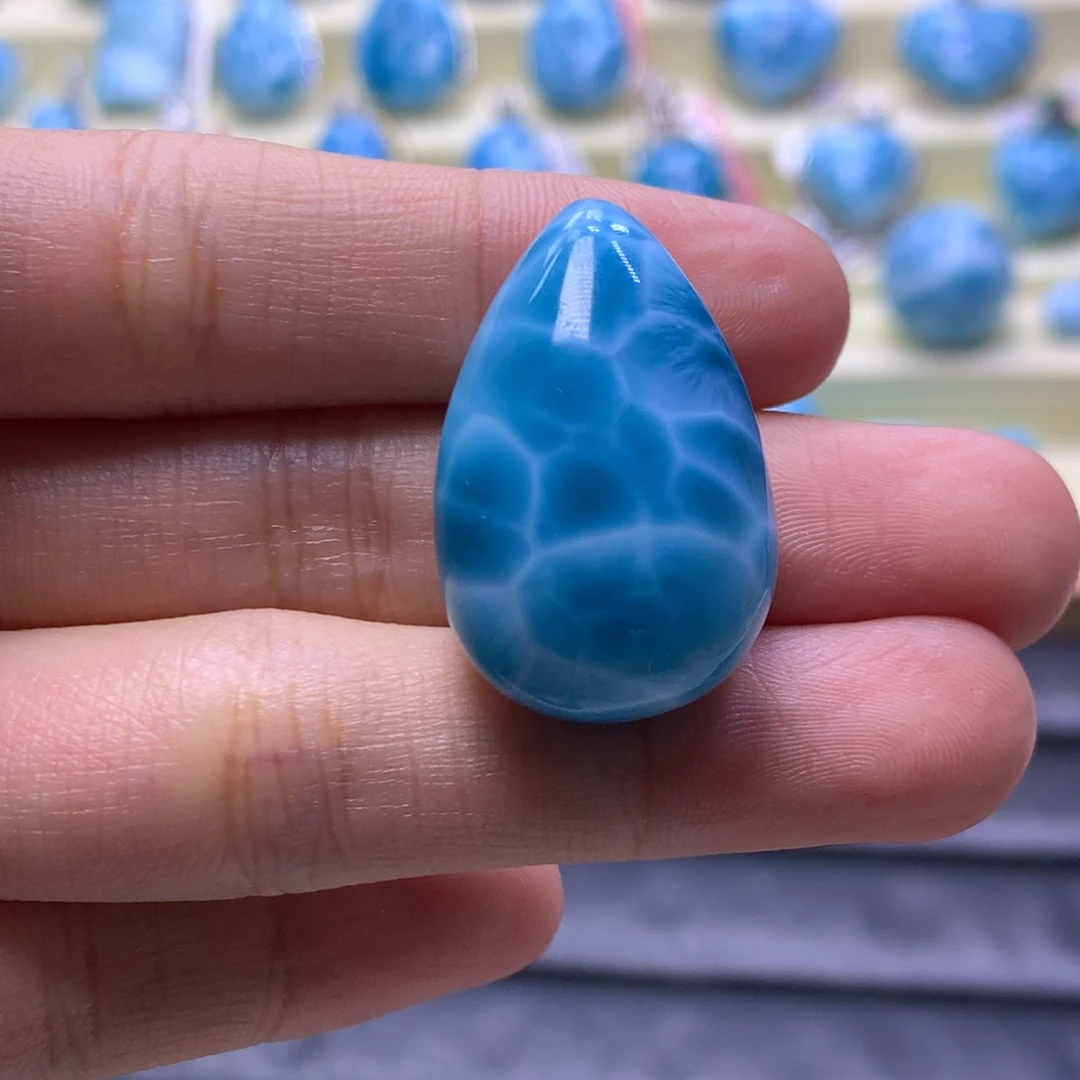 针钠钙石（海纹石）未镶嵌珠宝半成品水滴裸石色差略异