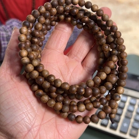 沉香手串乌身11克卡0.6多样性发1条