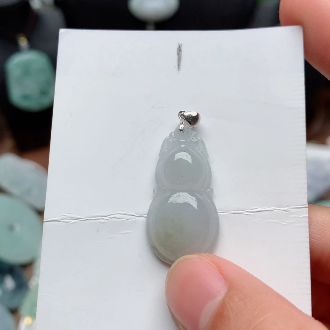 翡翠颈饰银S925镶嵌吊坠