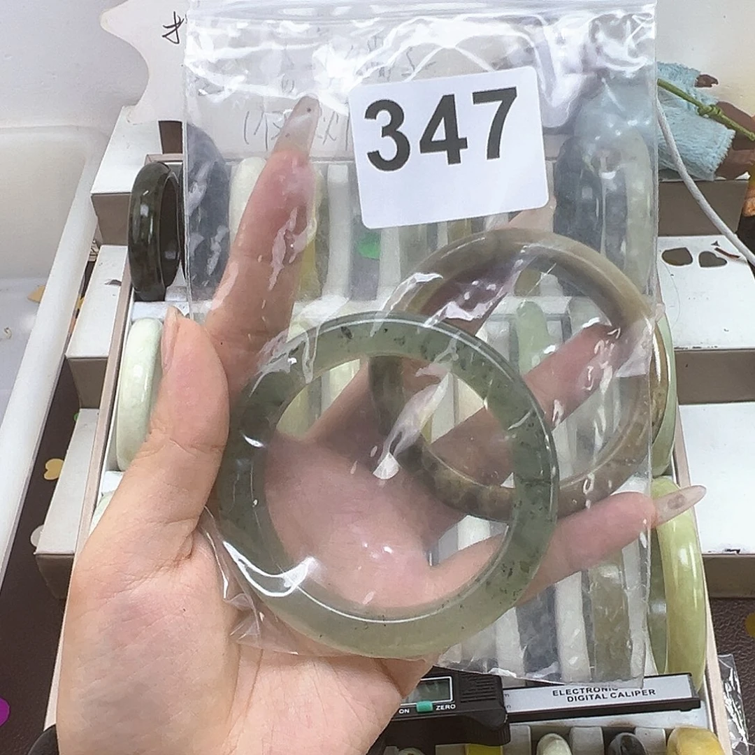 梨***白蛇纹石玉未镶嵌手镯