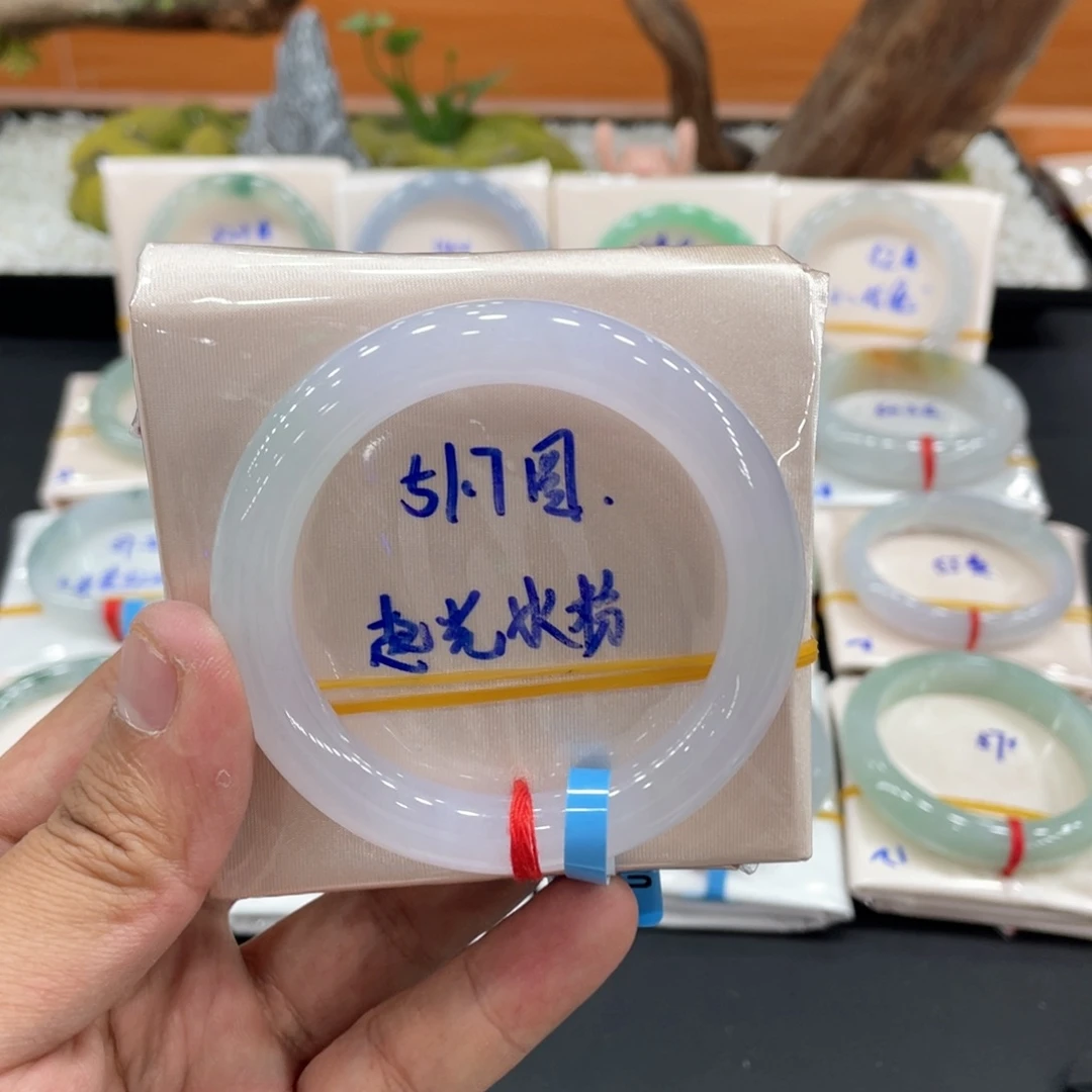未镶嵌手镯翡翠缅甸翡翠