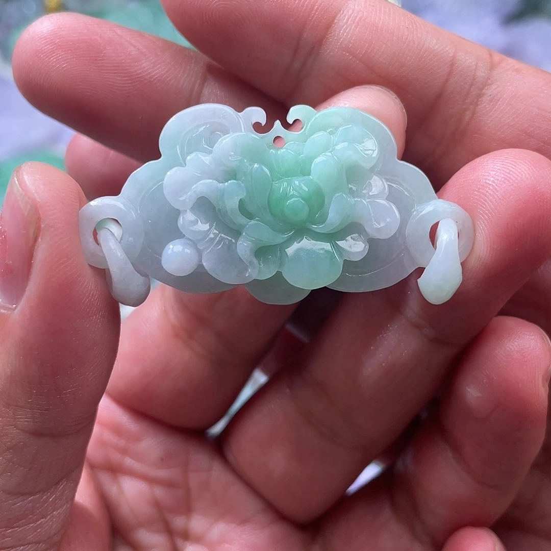 翡翠未镶嵌颈饰翡玉缘翡翠