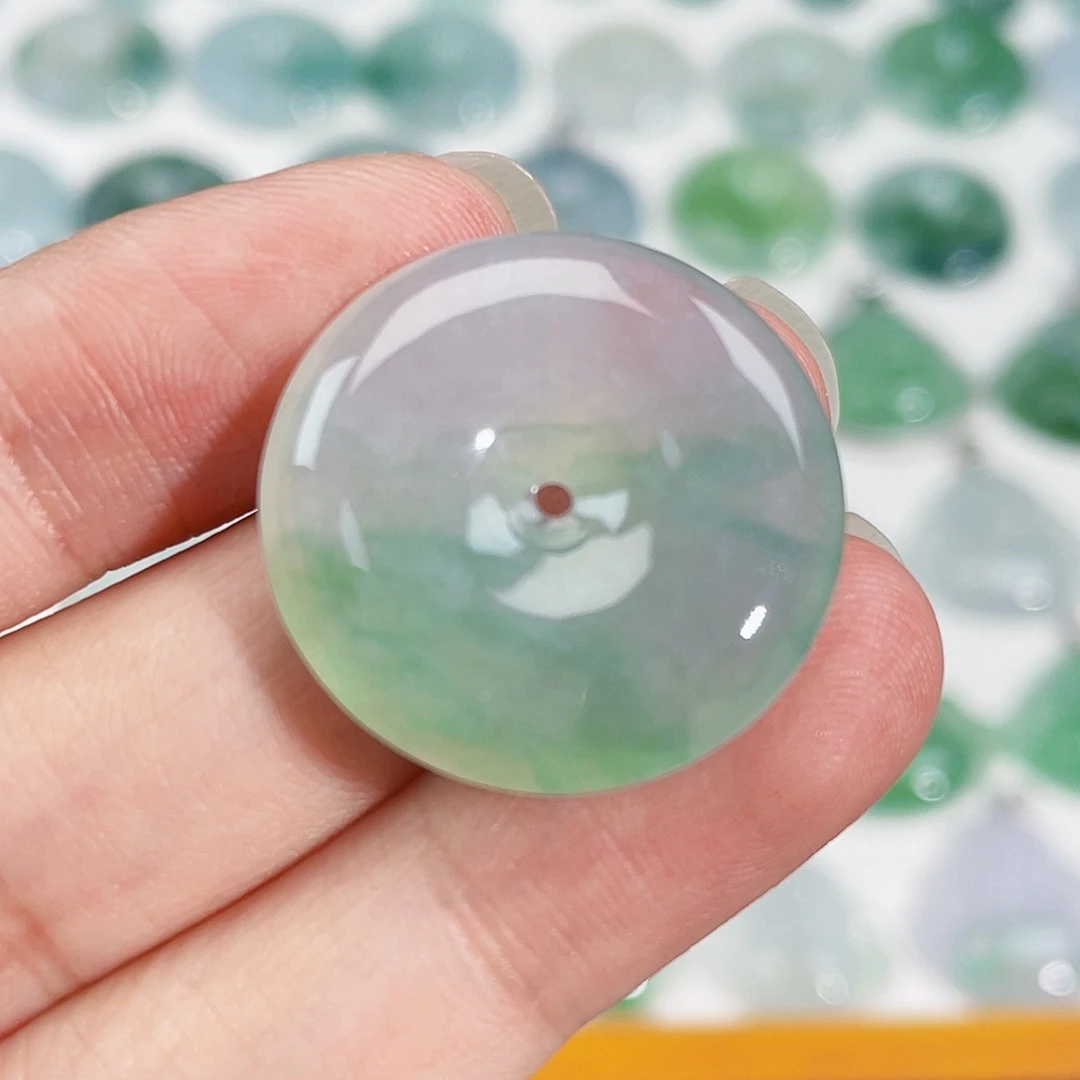 颈饰未镶嵌翡翠吊坠