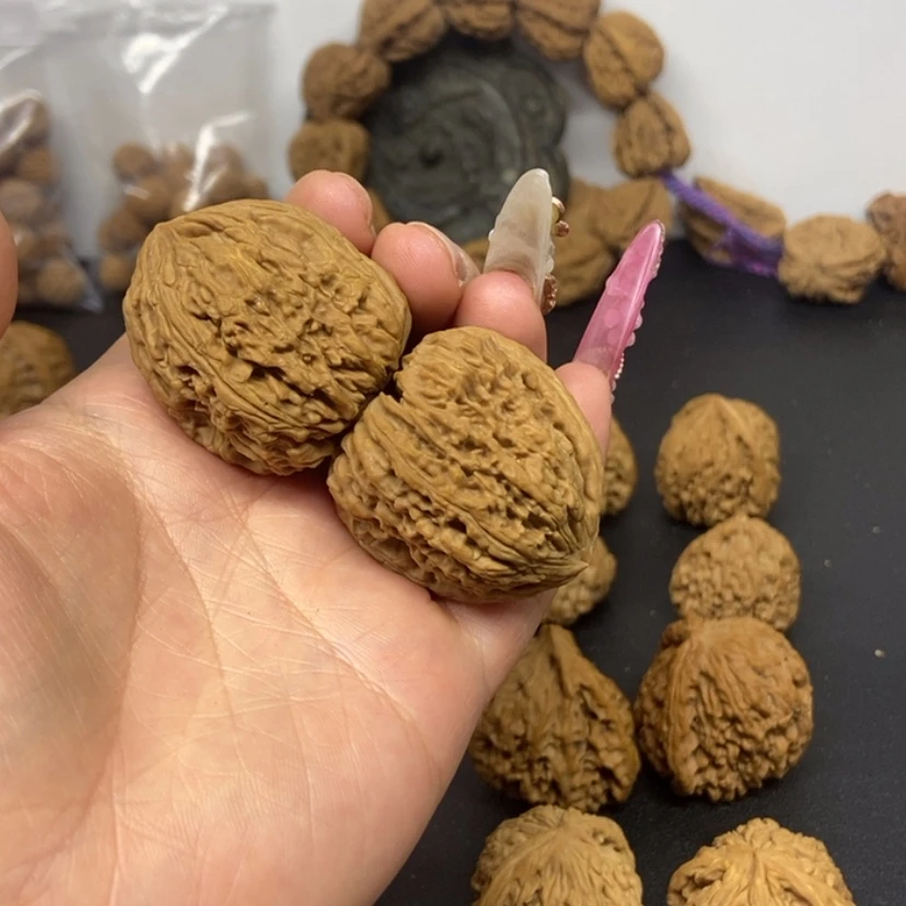 【闪购商品】文玩核桃吊坠假*神涿鹿南疆石