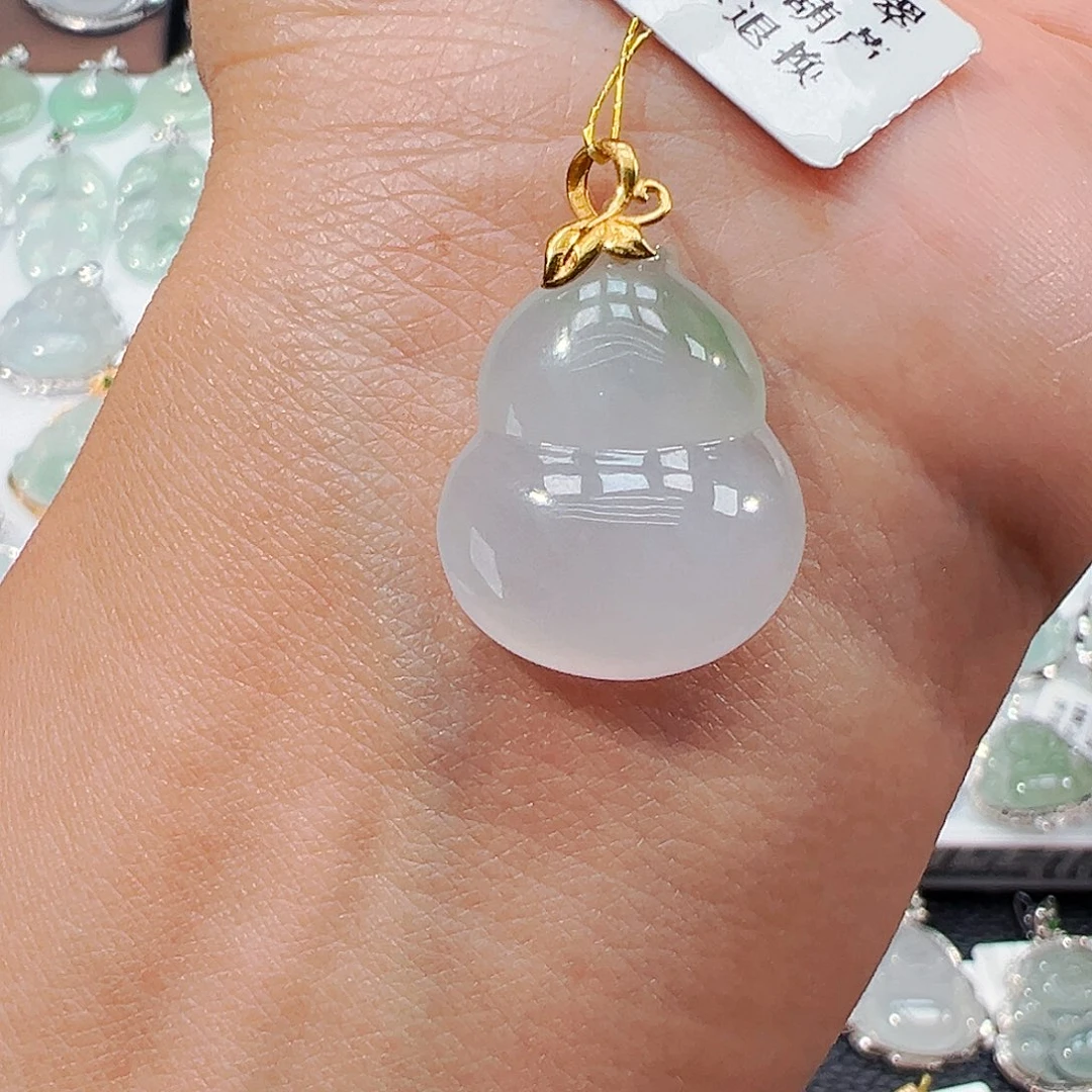 吊坠(不含链)18K金镶嵌翡翠葫芦