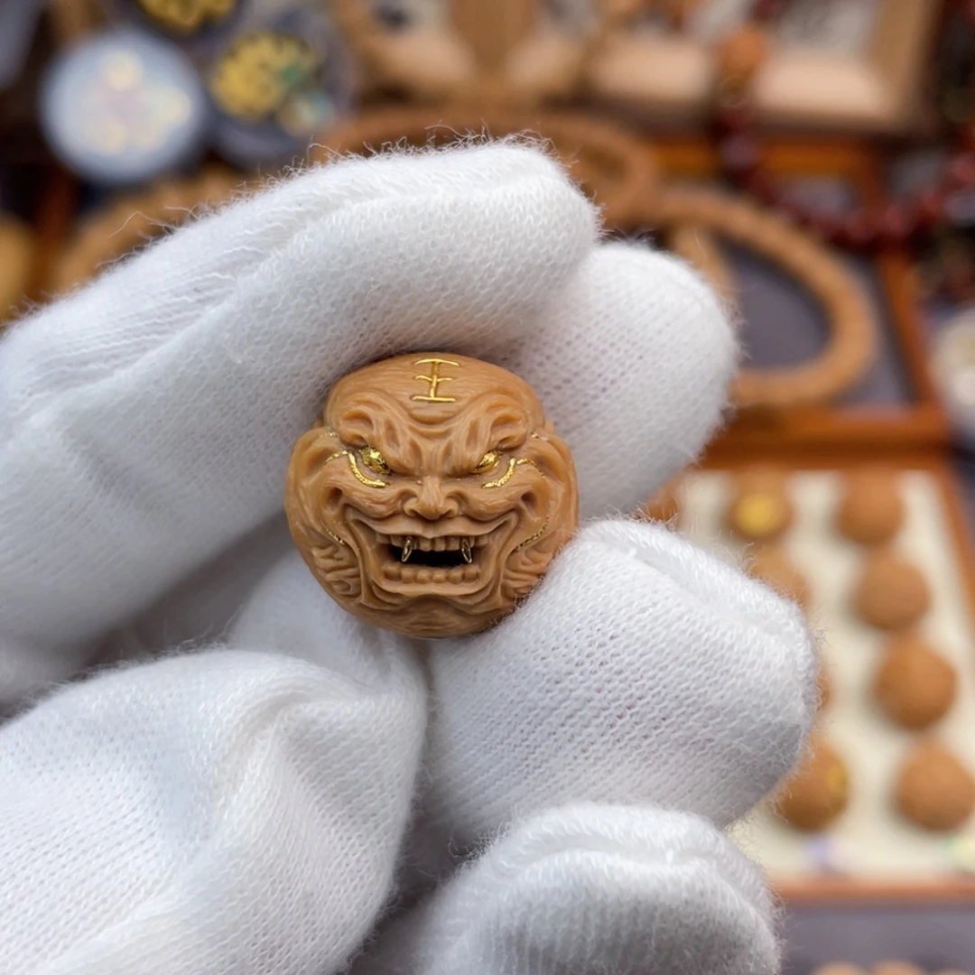 猴头核桃吊坠满工虎僧