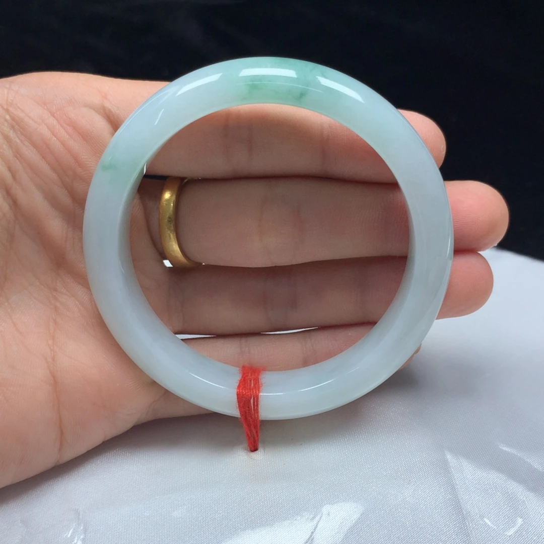 未镶嵌手镯（圆镯）翡翠54.1