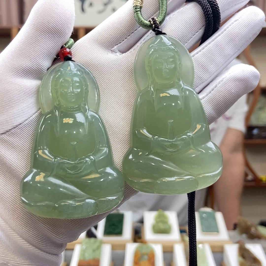 蛇纹石玉未镶嵌颈饰发一件