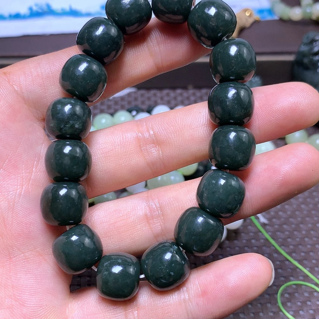 颈饰未镶嵌和田玉14