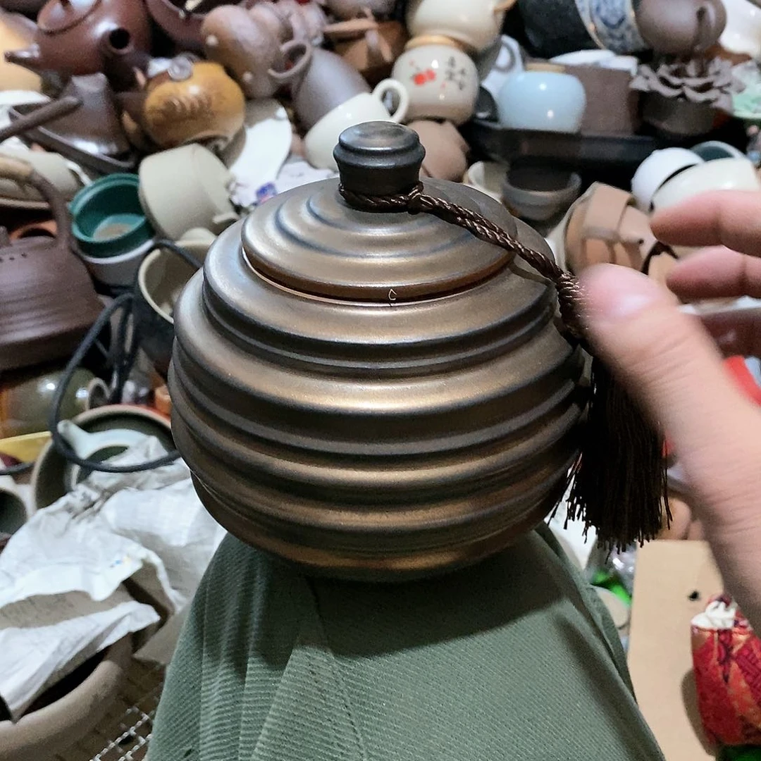 瓷片荷花的小秘密会发生很多变化