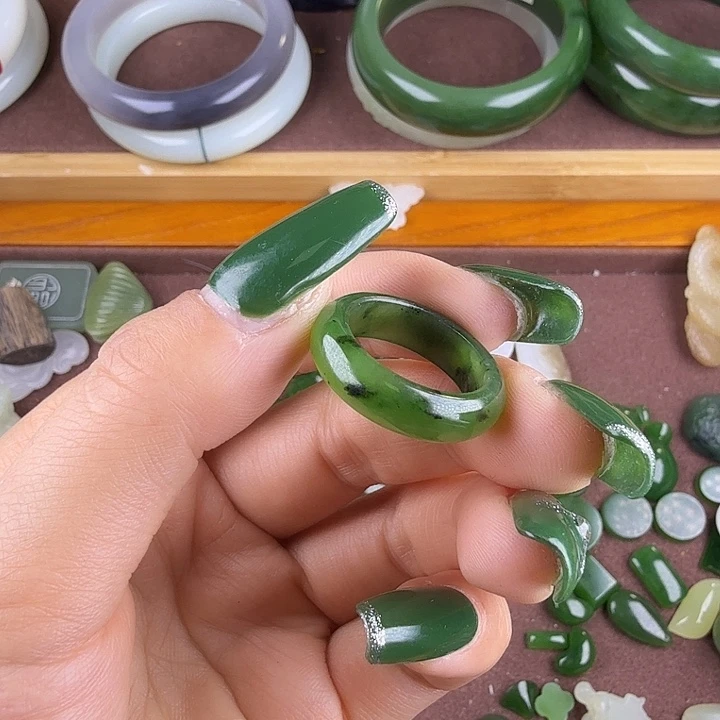 和田玉（糖玉）未镶嵌手链