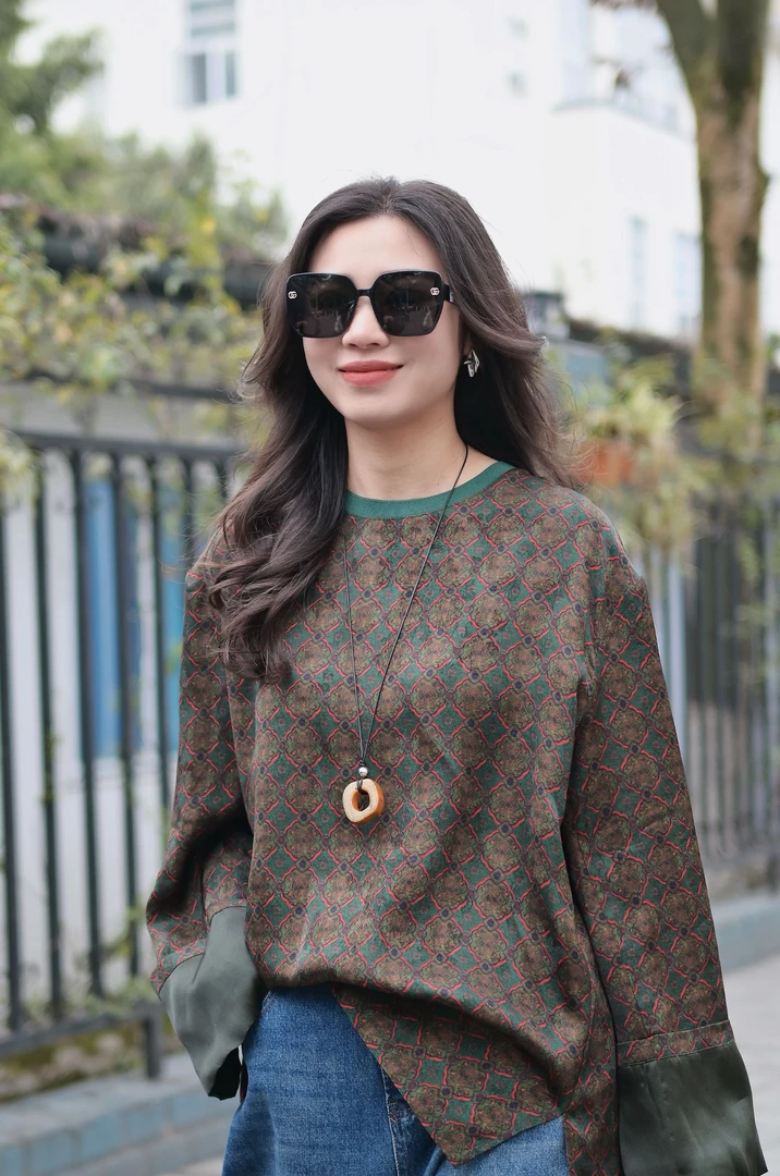 谢美丽-精选流行国风独特复古衬衫新中式