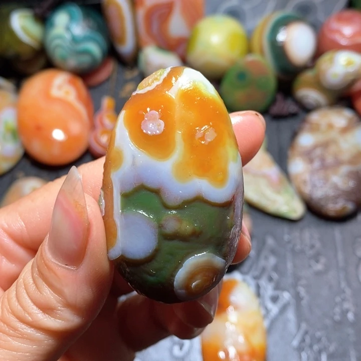 玛瑙/玉髓颈饰未镶嵌犇