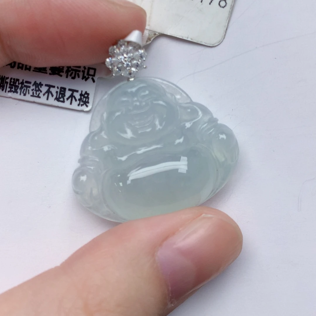 颈饰18K金镶嵌翡翠