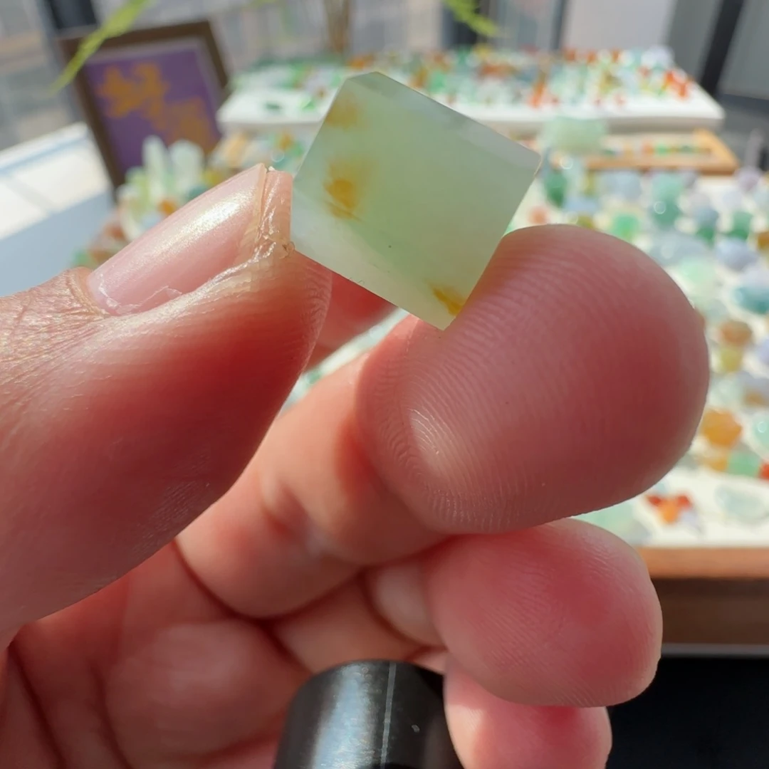 未镶嵌定制翡翠定制翡翠毛货不退不换