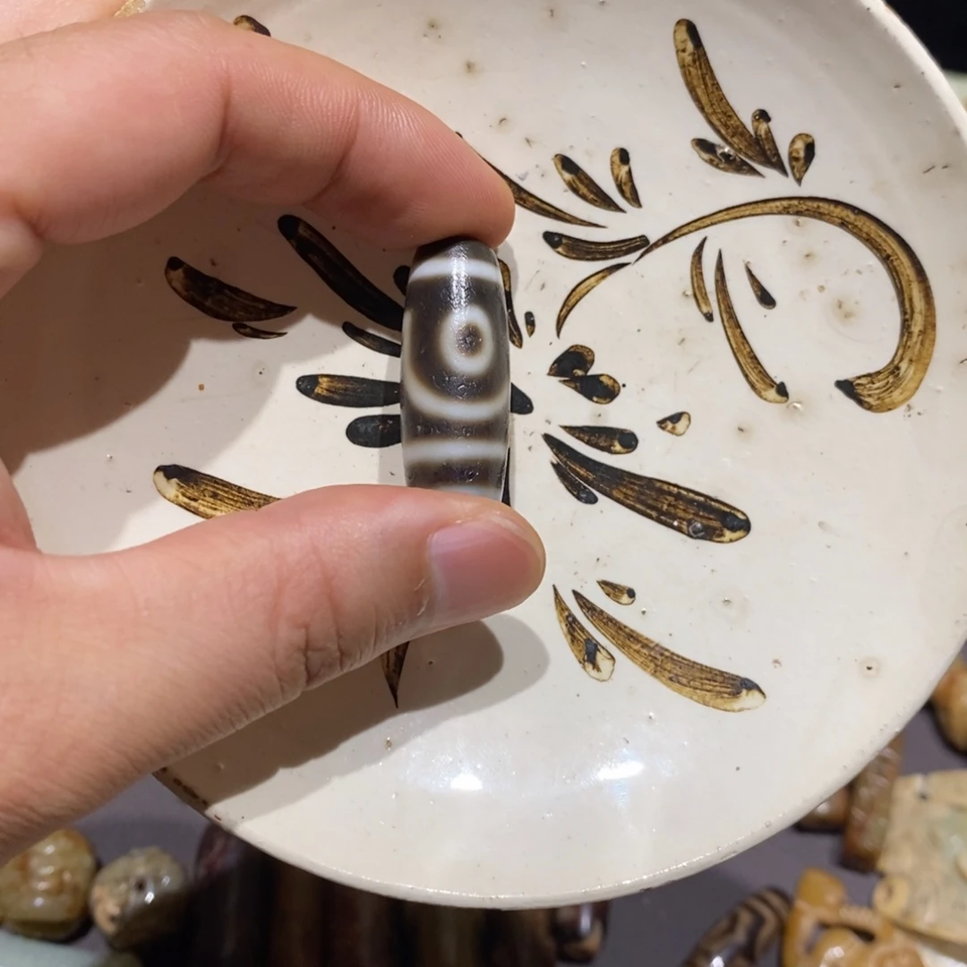 萬***行瓷片白底印花好物推荐