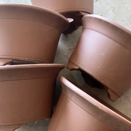 紫砂花盆110-5。   27-16