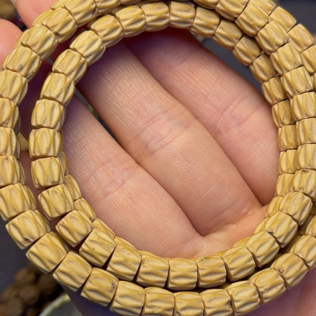 红****柏香籽/百香籽吊坠