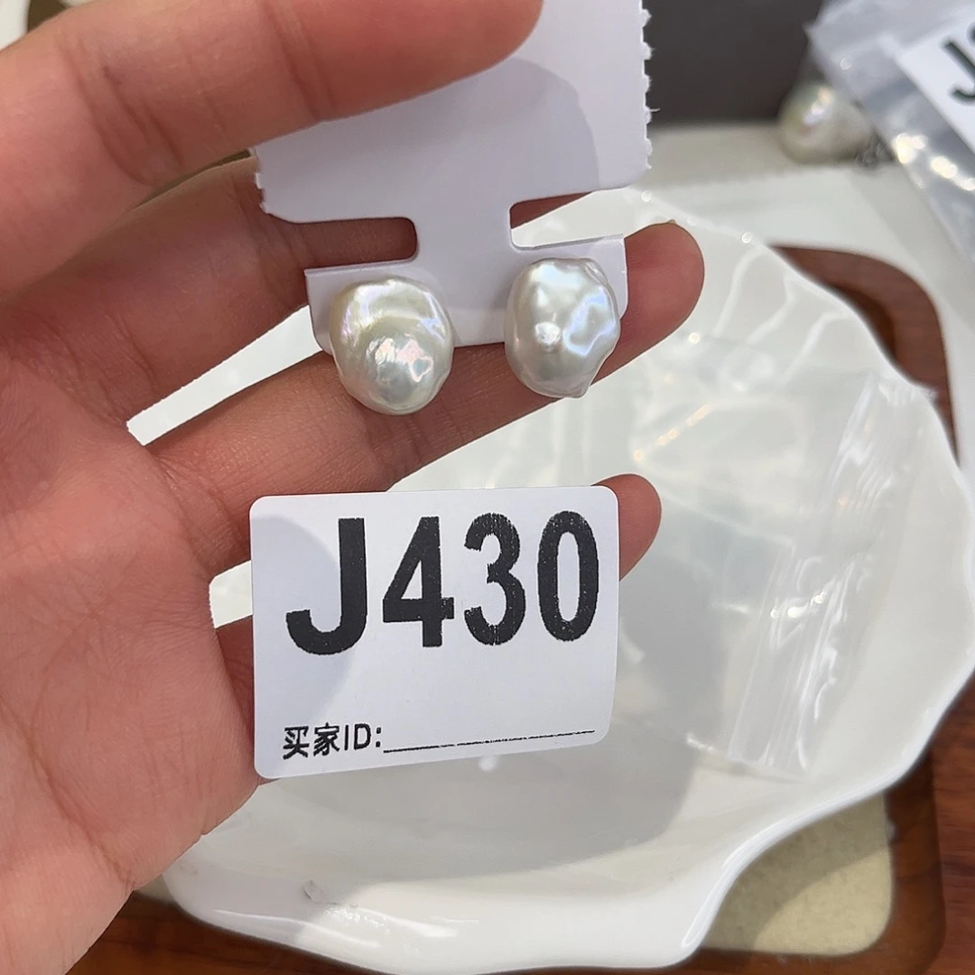 银S925镶嵌淡水珍珠耳饰