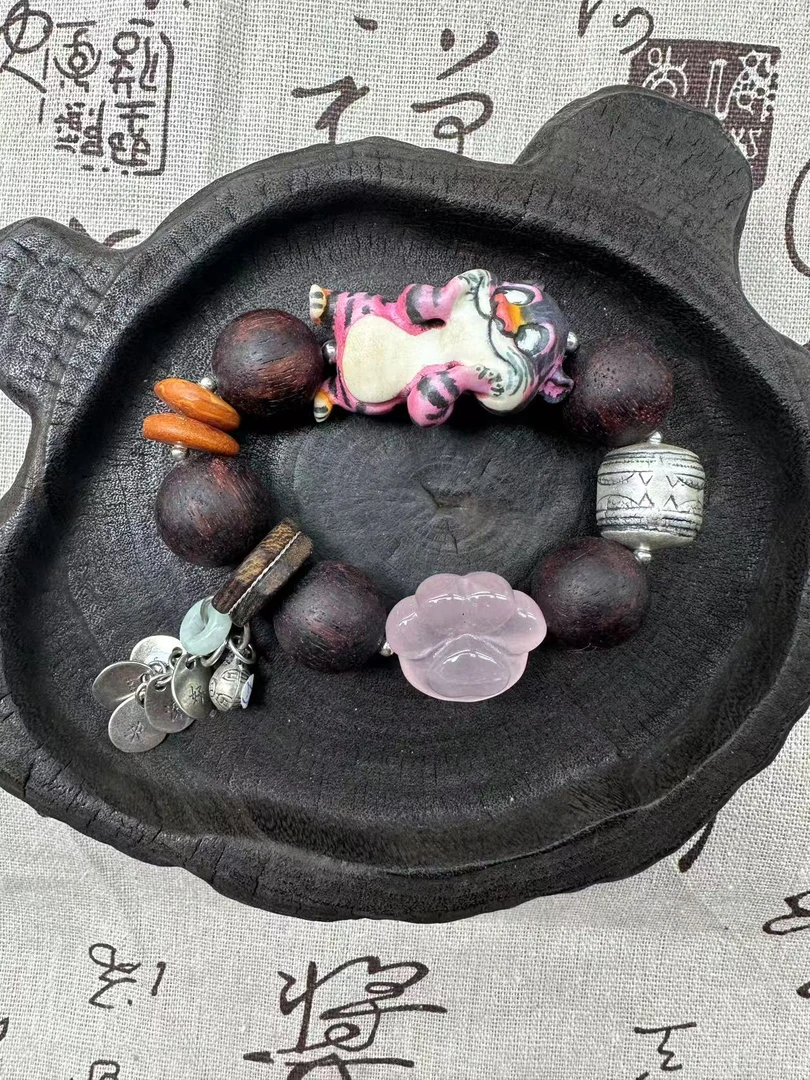 {楽趣原创}可爱个性顽皮老虎大鹿角手串成品