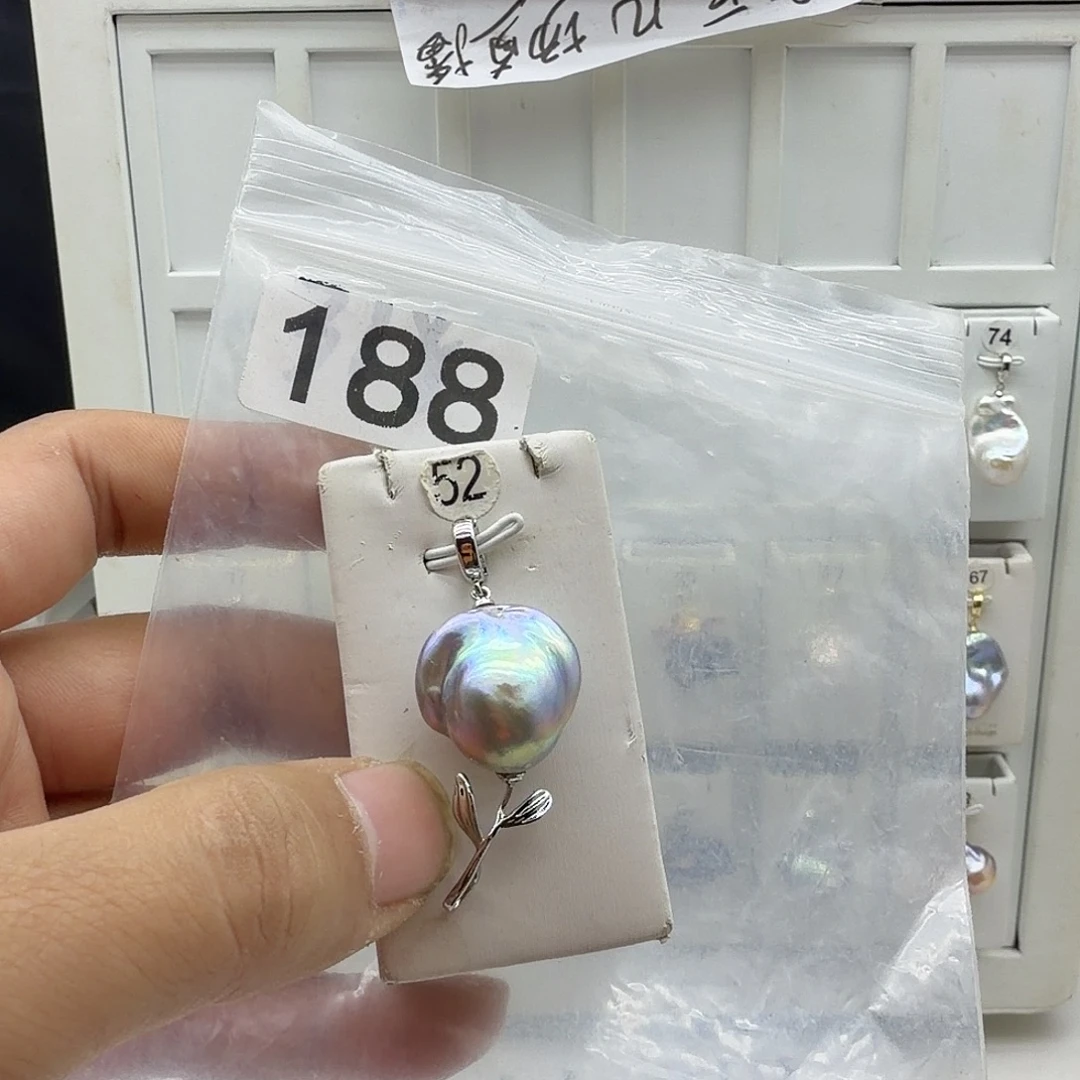 淡水珍珠颈饰合金
