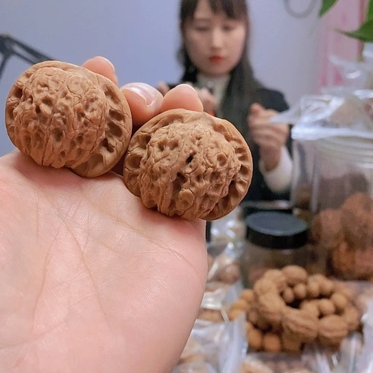 【闪购商品】把件文玩核桃42血麒麟黄