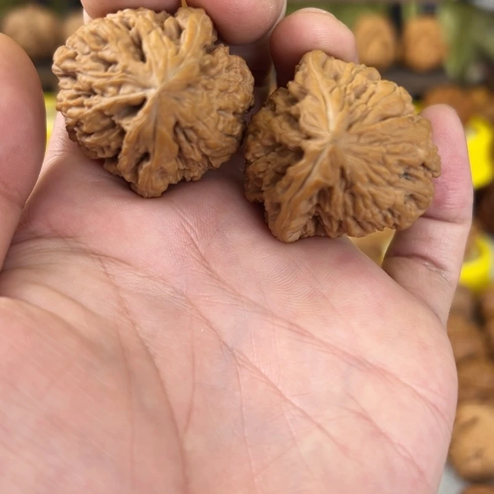 文玩核桃吊坠35尺全品无修涿鹿南疆石佛肚