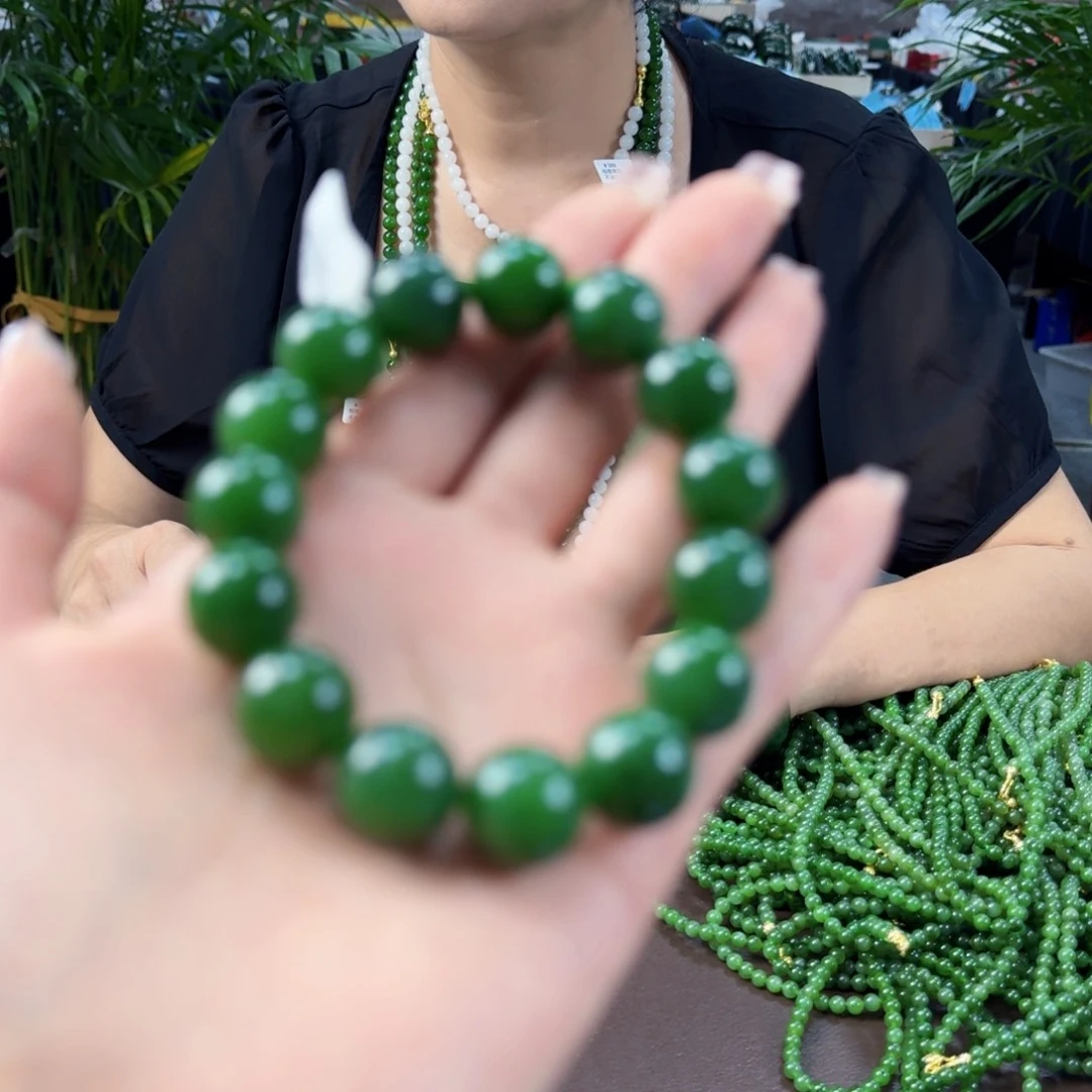 手链未镶嵌和田玉（碧玉）卡14