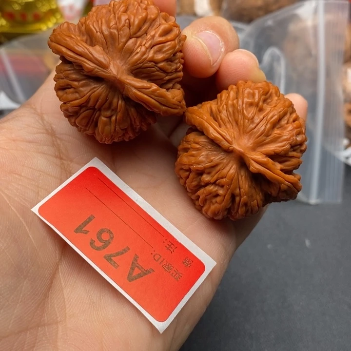 文玩核桃吊坠核桃