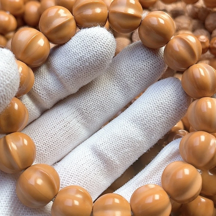 手串猴头核桃像****著鲨鱼