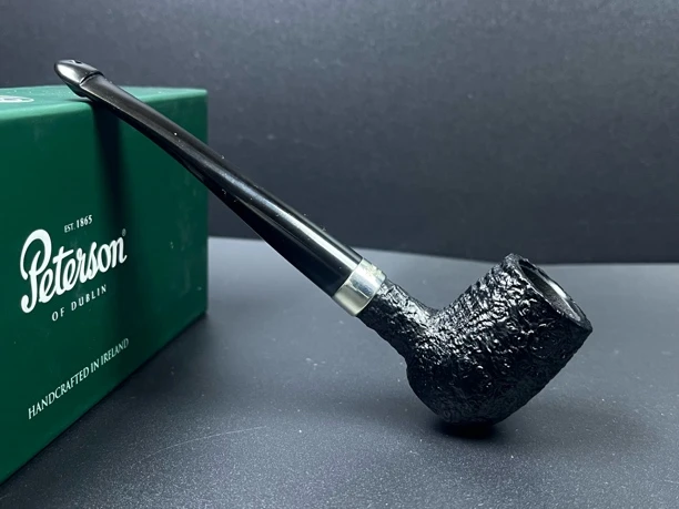 爱尔兰彼得森特殊系列石楠木烟具（内径18斗深31.8）