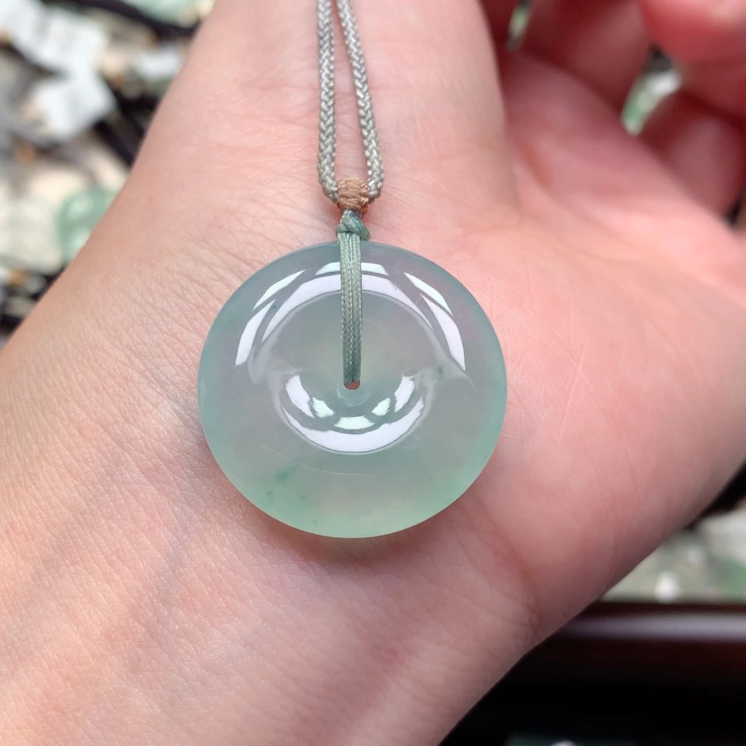 翡翠未镶嵌颈饰扣子