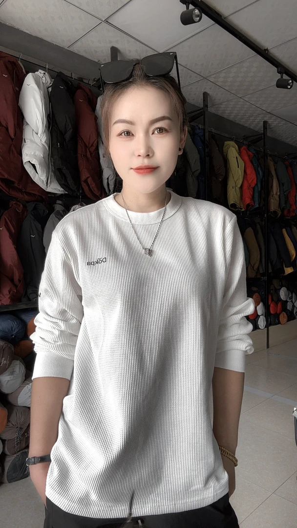 圆领长袖夏季薄款常规款透气套头款落肩袖男女同款